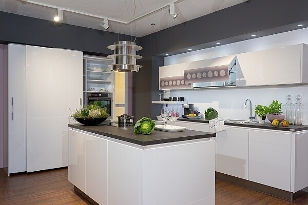 Wer träumt nicht von der Kücheninsel! Wir wissen, worauf es bei der Planung ankommt.